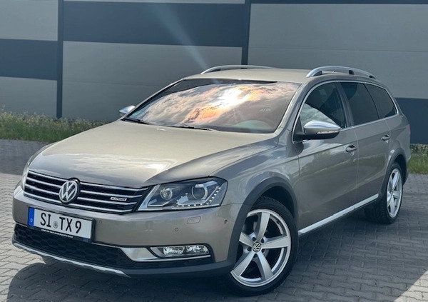 Volkswagen Passat cena 40999 przebieg: 219573, rok produkcji 2012 z Kłodawa małe 562